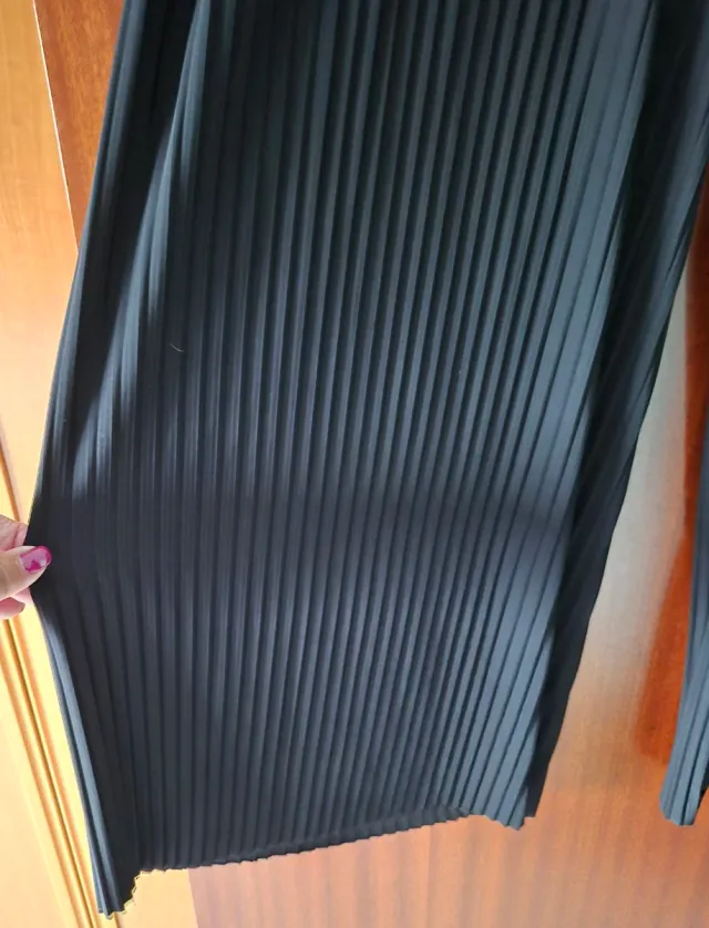 Pantalón negro señora plisado