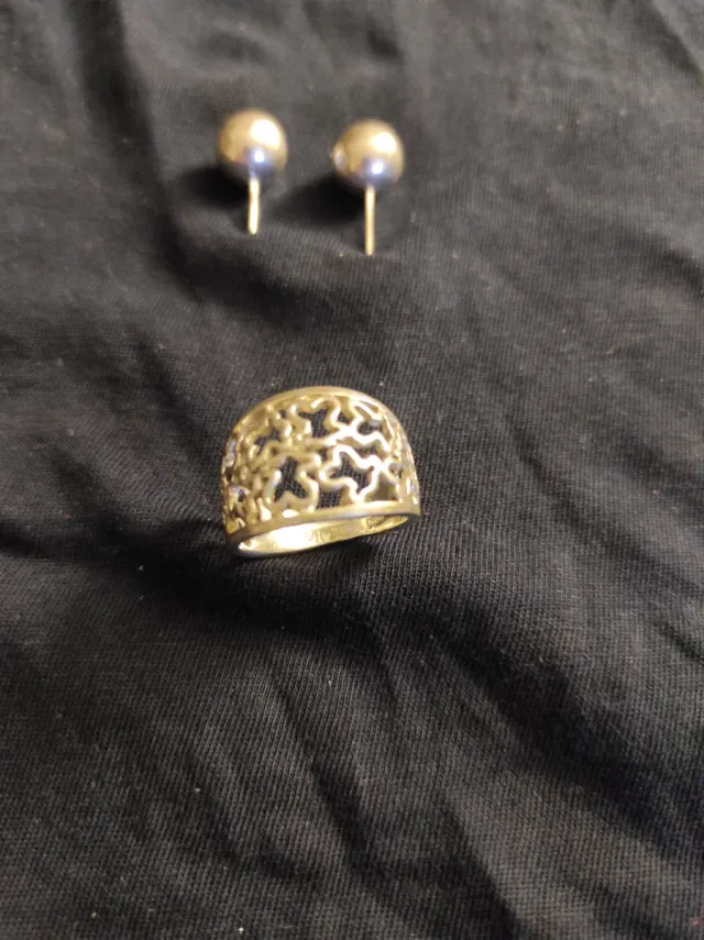 Anillo y pendientes de plata