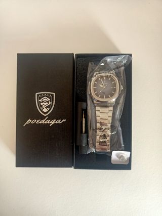 Reloj Poedagar Azul y Plateado