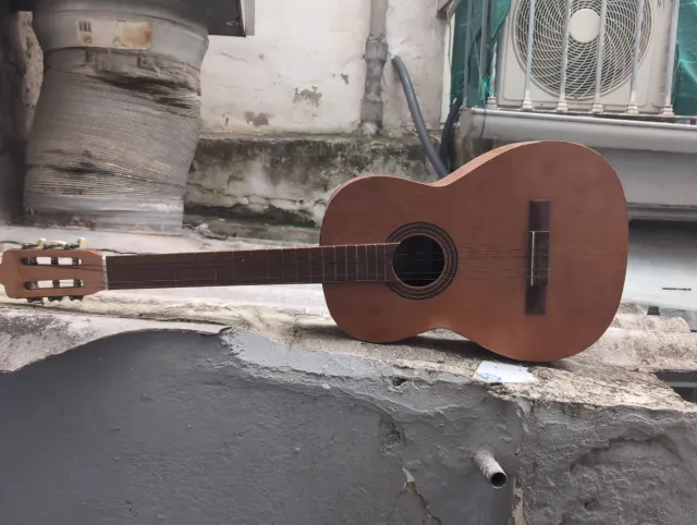 Guitarra Española Romanza