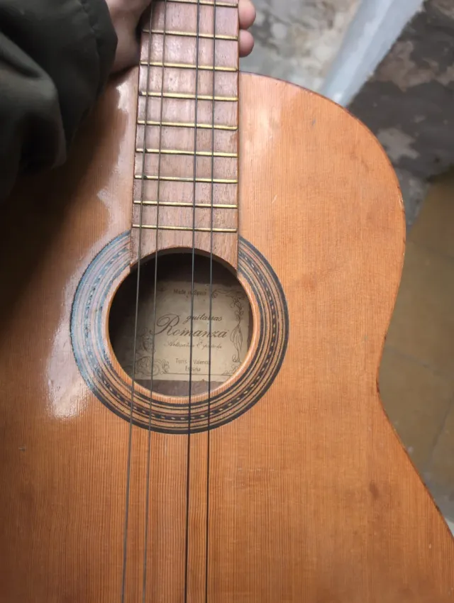 Guitarra Española Romanza