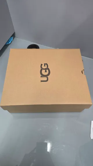 Botas UGG Marrón Talla 38