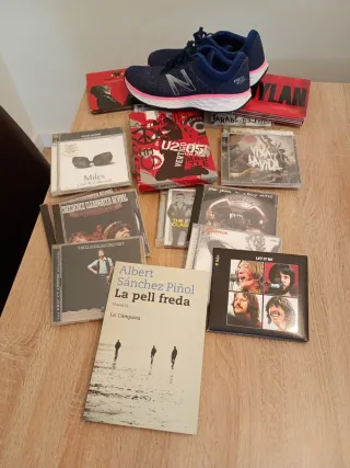 Pack 17 Artículos: Música y Libros