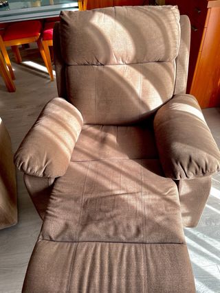 Poltrone reclinabili in tessuto marrone