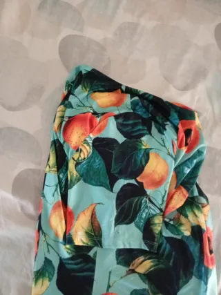Vestido estampado frutal