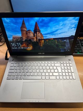 Portátil ASUS 16 GB RAM , 1 TB ESPACIO