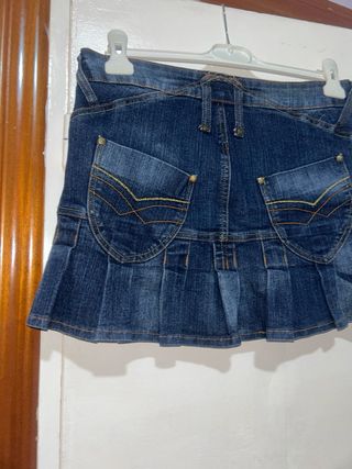 Minifalda vaquera estilo tableada/plisada