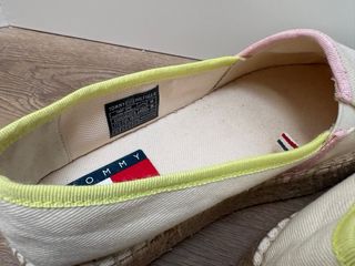 Alpargatas Tommy Hilfiger Beige y Rosa