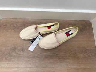Alpargatas Tommy Hilfiger Beige y Rosa