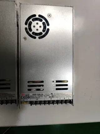 Fuente de Alimentación Mean Well RSP-320-24