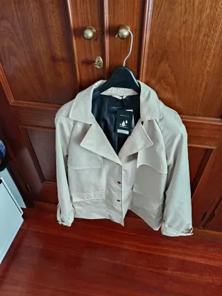 Gabardina Cortefiel Beige Talla S.