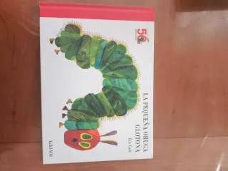 La pequeña oruga glotona