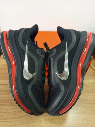 Nike Pegasus Premium 44 Negro/Rojo