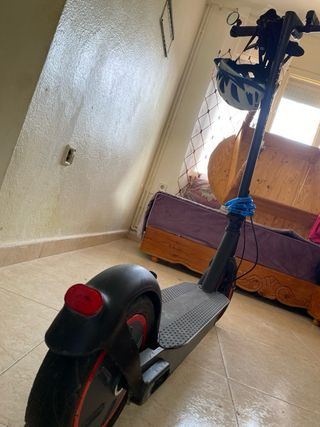 Patinete Eléctrico con Casco y Candado