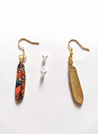 Pendientes pluma multicolor