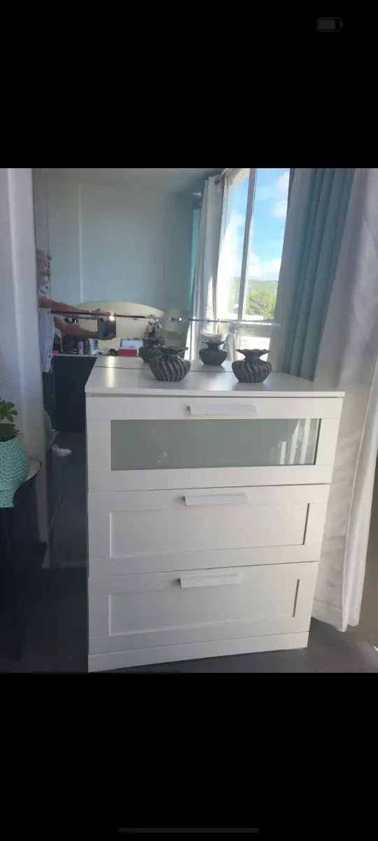 Cassettiera Ikea con 3 cassetti + 1 anta in vetro