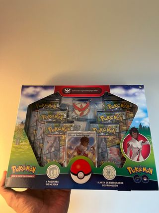 Caja Pokémon GO Equipo Valor
