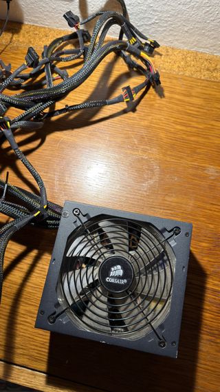 Fuente Alimentación Corsair GS700
700W