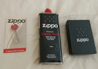 Mechero Zippo y accesorios