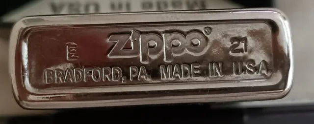 Mechero Zippo y accesorios