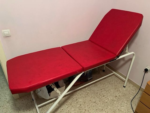 Camilla de masajes fija