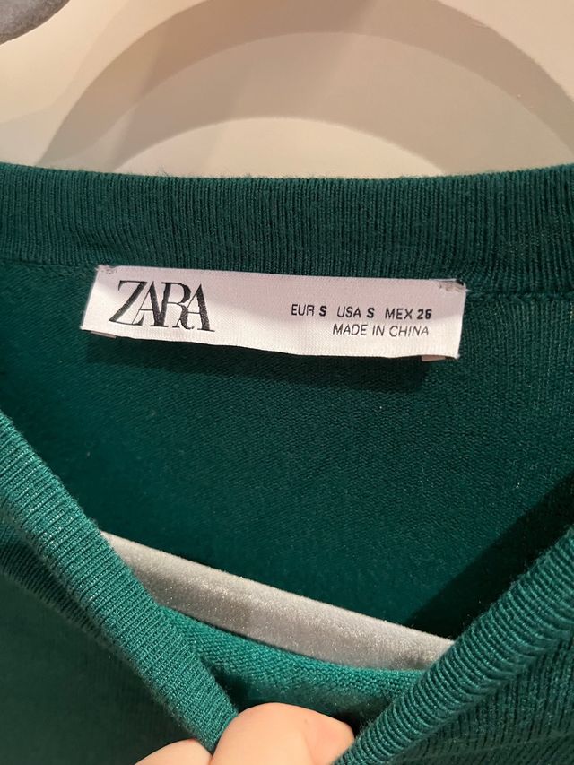Jersey Zara verde botones manga