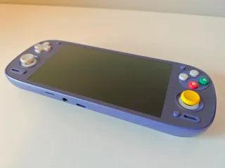 Retroid Pocket 5 con funda y grip