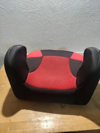 Elevador silla coche negro/rojo