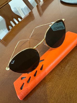 Gafas de sol Ray-Ban Doradas y Negras