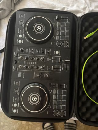 Controlador DJ Pioneer DDJ-400
