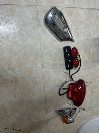 Repuestos y piezas originales Triumph TT Legend