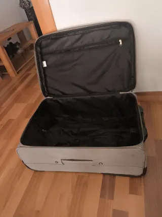 Maleta de viaje beige