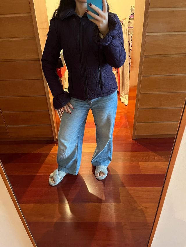 Abrigo acolchado morado