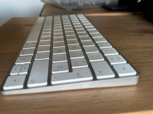Teclado Apple Magic Keyboard Plata/Blanco
