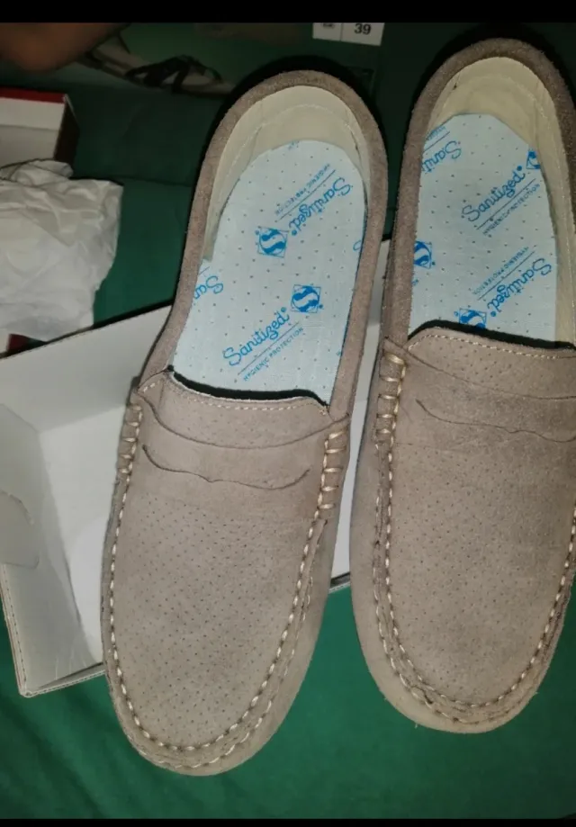 Zapatos mocasines beige/gris talla 39