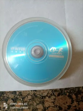 Tarrina 25 CDs vírgenes Ritek CD-R 700MB 52x