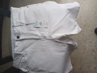 Bermuda blanca Talla M sin estrenar