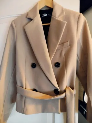 Traje Zara Beige Chaqueta y Pantalón
