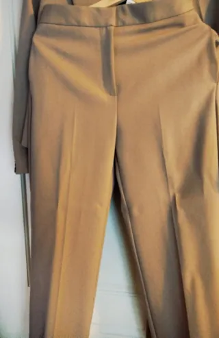 Traje Zara Beige Chaqueta y Pantalón