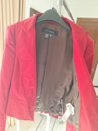 Chaqueta Zara Roja Vestir