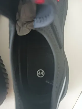 Zapatillas punta de acero negras