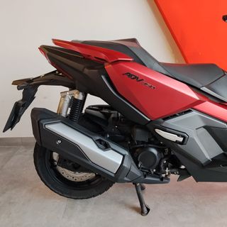 Honda ADV 350