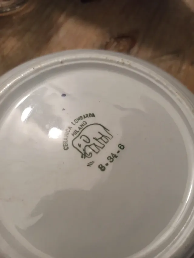 Piatto fondo porcellana con decoro floreale