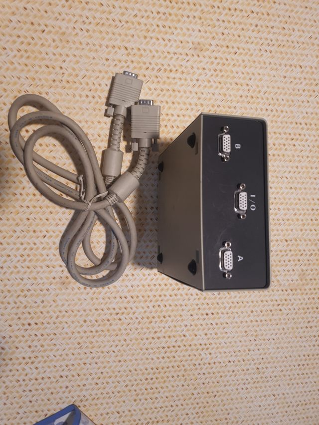 Conmutador 2 monitores VGA