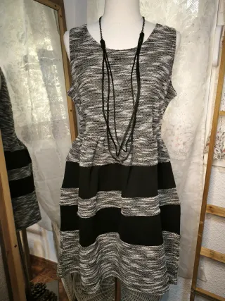 Vestido de punto rayas blanco y negro