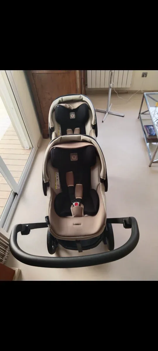 Carrito de bebé doble modelo Peg Perego Duette Pir