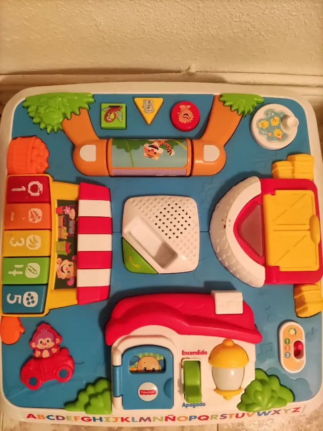 Mesa de actividades Fisher-Price para bebés