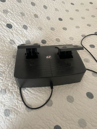 Volante gaming con pedales y palanca