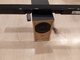 Barra de Sonido Samsung HW-H355 + Subwoofer