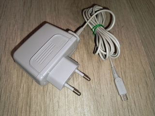 Nintendo 3DS / DSi Cargador Original WAP-002(EUR) 